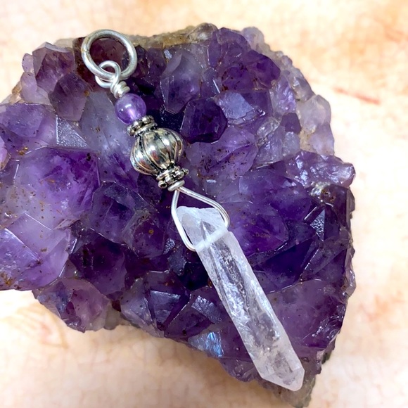 cocovalli Jewelry - NWOT Pendant genuine rock crystal quartz amethyst